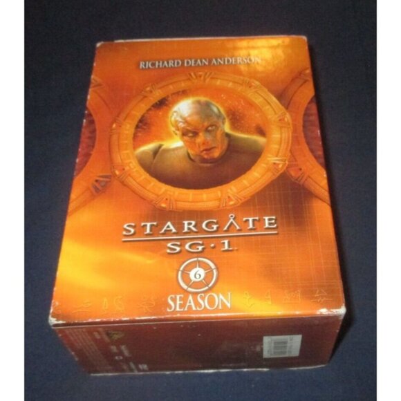 Stargate SG-1 - Complete Sixth Season (DVD, 2006, 5-Disc Set) - Picture 2 of 7